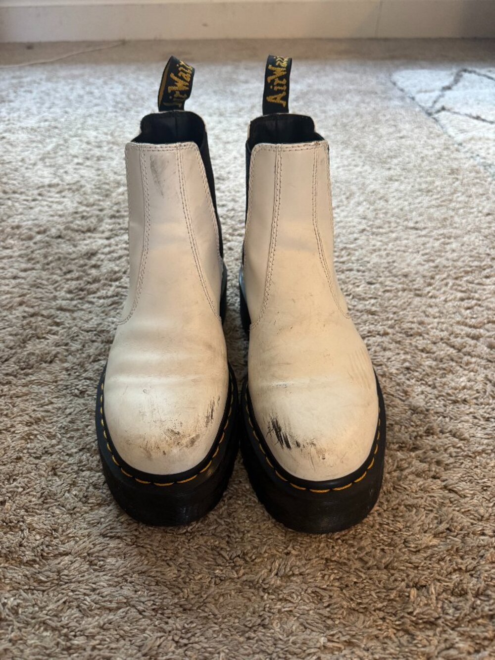 Doc Marten's Chelsea Boots White